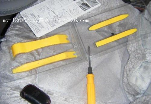 打造宁静座驾 帝豪EC7全车隔音作业t139.com 