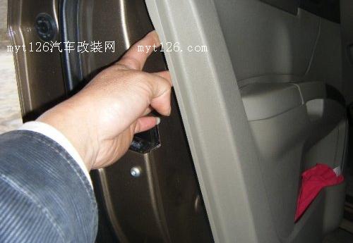 打造宁静座驾 帝豪EC7全车隔音作业t139.com 