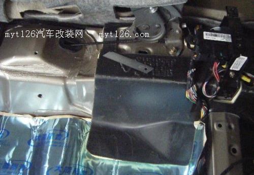 打造宁静座驾 帝豪EC7全车隔音作业t139.com 