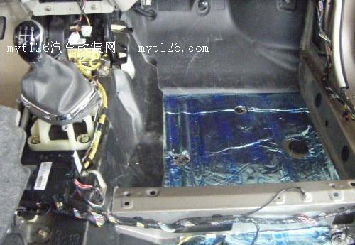 打造宁静座驾 帝豪EC7全车隔音作业t139.com 