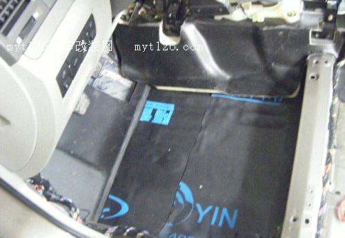 打造宁静座驾 帝豪EC7全车隔音作业t139.com 