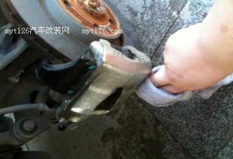 逐步走向完美 朗逸DIY改装中网、轮毂、卡钳图9 www.t139.com