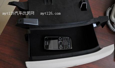 方便实用不占空间 速腾加装座椅抽屉