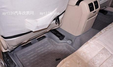 方便实用不占空间 速腾加装座椅抽屉