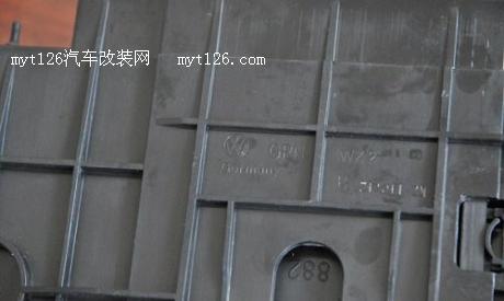 方便实用不占空间 速腾加装座椅抽屉