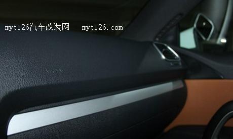 白色尚酷2.0T两万公里使用感受图7 