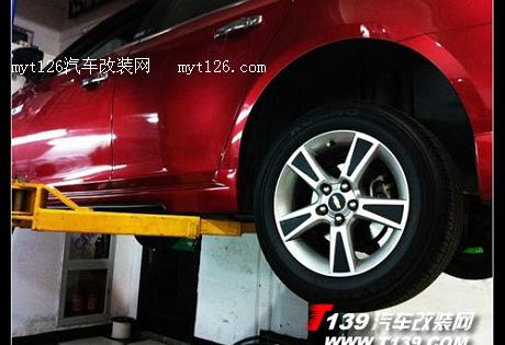 科鲁兹改装双边四出排气 声浪比较低沉图4 