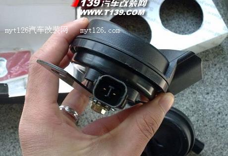 风云2安装蜗牛喇叭 完美甩掉盆式喇叭