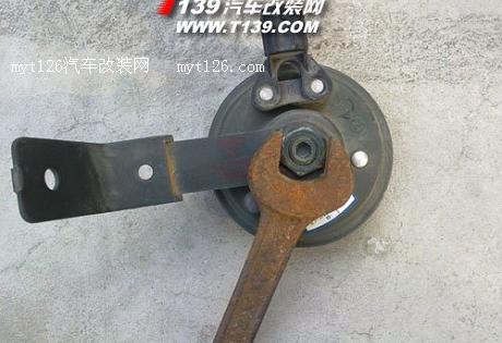风云2安装蜗牛喇叭 完美甩掉盆式喇叭
