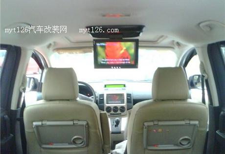 马自达5加装导航一体机及吸顶显示器