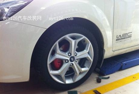 福克斯更换17寸大脚及卡钳喷漆图8 