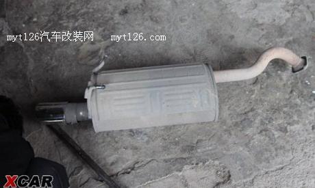 CR-V改装轮毂音响及排气图2 