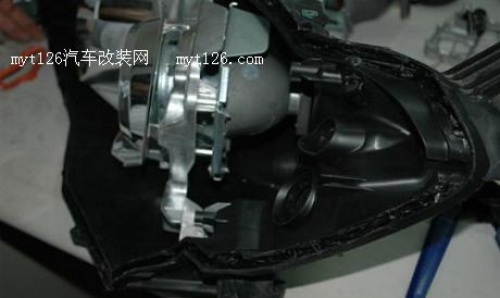 新锐志改装Q5小糸双光透镜实现4远2近pic15 
