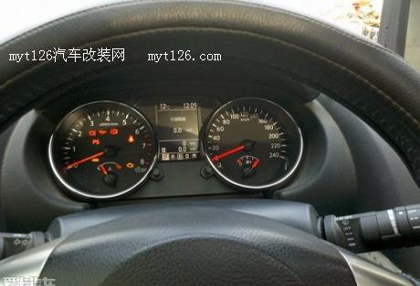 逍客更换新款仪表盘 不破皮无损改装图1 