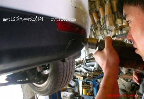 英朗加装IRMSCHER尾翼与双出排气 图12 
