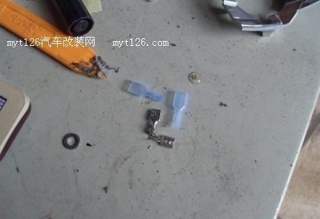 飞度加装电装蜗牛喇叭及双光透镜氙气大灯 