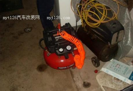 飞度加装电装蜗牛喇叭及双光透镜氙气大灯 
