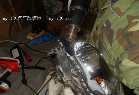 飞度加装电装蜗牛喇叭及双光透镜氙气大灯 