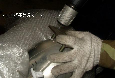 飞度加装电装蜗牛喇叭及双光透镜氙气大灯 