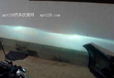 飞度加装电装蜗牛喇叭及双光透镜氙气大灯 