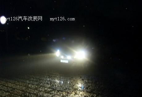 飞度加装电装蜗牛喇叭及双光透镜氙气大灯 