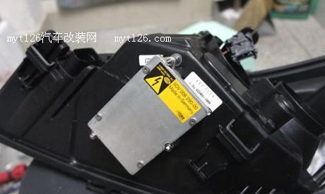 福克斯全车灯光升级 大灯、雾灯、行车灯及倒车灯 