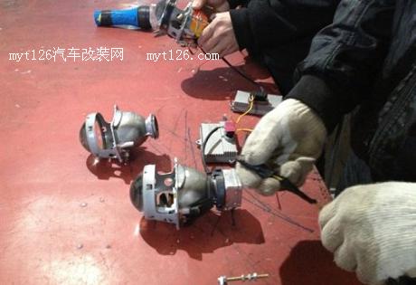 逍客改装海拉3双光透镜 拥有4远光图2  