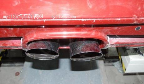绿色旋风席卷而来 宝马X6升级ECU及亚光绿作业图12  