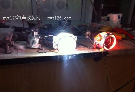 迈腾加装Q5双光透镜氙气大灯 完整过程供参考