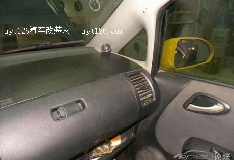 飞度改造主机与功放及隔音作业图8  