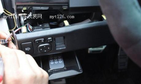 锐志风尚菁英版升级LED原装位日行灯图22 