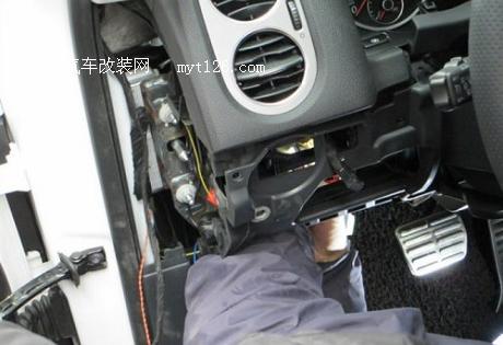 途观改原厂AFS随动转向氙气大灯