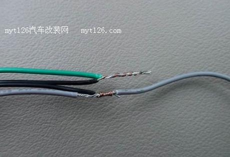 新佳乐成功安装电子防眩后视镜图6 