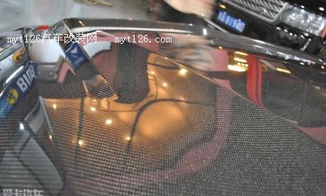 宝马X6改装碳纤维机盖及CGW排气 变身优雅贵族图6  