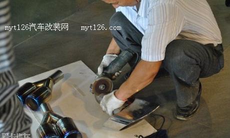 宝马X6改装碳纤维机盖及CGW排气 变身优雅贵族图11  
