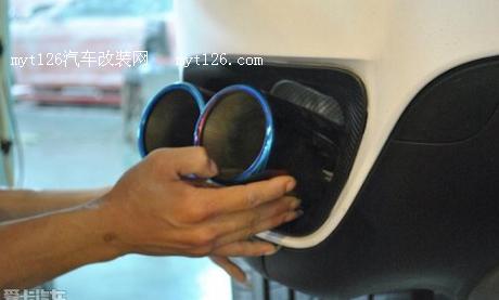 宝马X6改装碳纤维机盖及CGW排气 变身优雅贵族图 13 