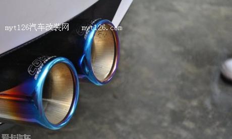 宝马X6改装碳纤维机盖及CGW排气 变身优雅贵族图16  