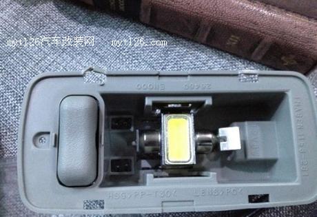逍客改装G35透镜氙气大灯、升级MP5导航图13  