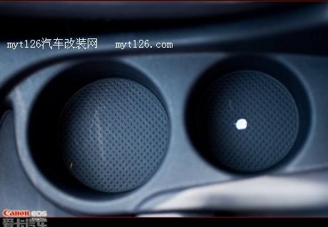 风神H30 CROSS白色天窗手动版提车报告 