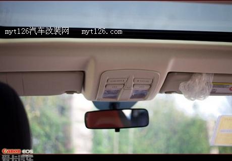 风神H30 CROSS白色天窗手动版提车报告 