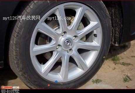 风神H30 CROSS白色天窗手动版提车报告 