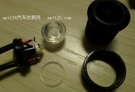 打造天语SX4动感日行灯 “U”形设计 