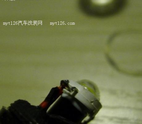 打造天语SX4动感日行灯 “U”形设计 