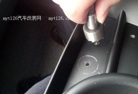 打造天语SX4动感日行灯 “U”形设计 