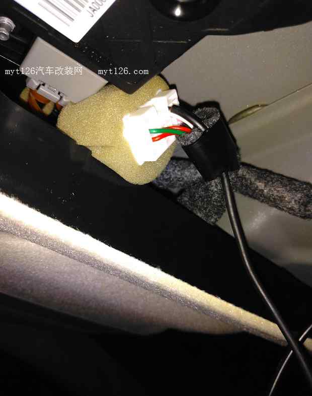 4豪途达加装行车记录仪