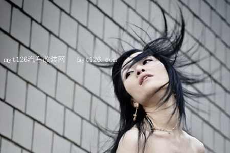 �Ըг�����Ů����������Ƭ