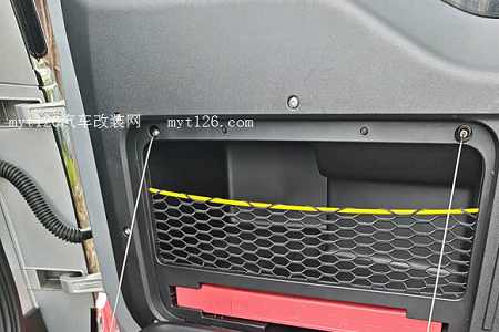 iCAR 超级V23尾门小桌板DIY改装方案